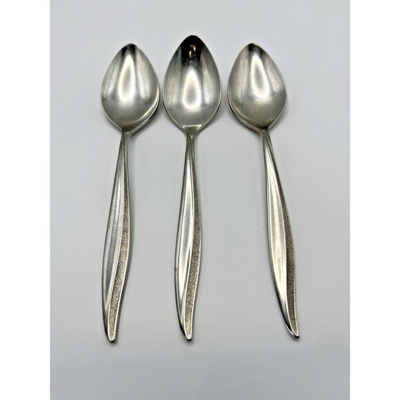 Oneidacraft Deluxe Textura VTG Stainless Teaspoons Silver Bundle of 3 - Picture 1 of 3